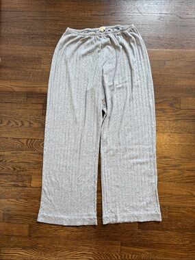 DONNI. The Pointelle Simple Crop Pant